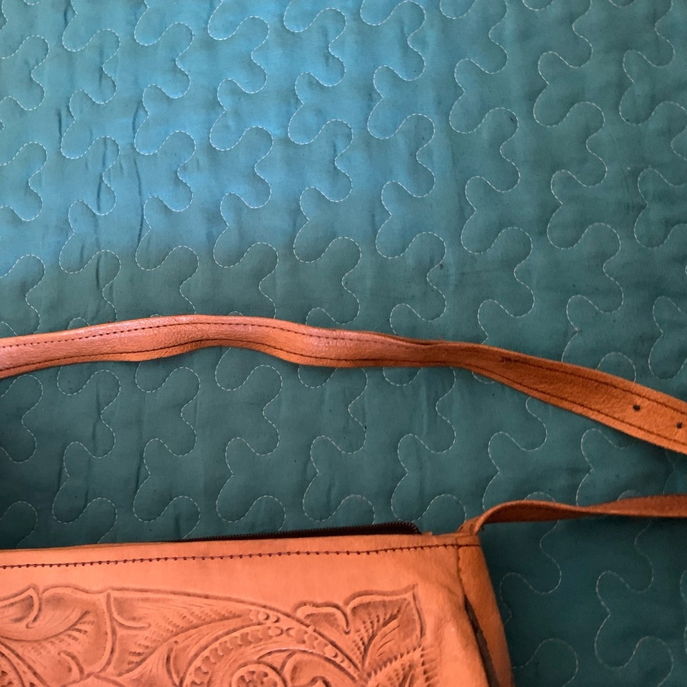 Mexican Artisan -Genuine leather bag - Picture 13 of 16